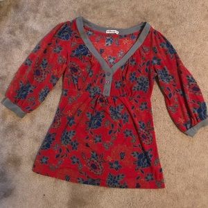 Forever21  3/4 sleeve floral top